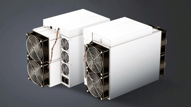 Обзор Antminer HS3