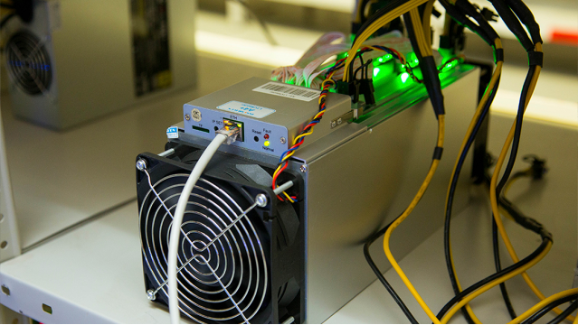 Обзор Antminer KS5