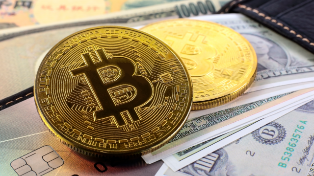 Как создается криптовалюта